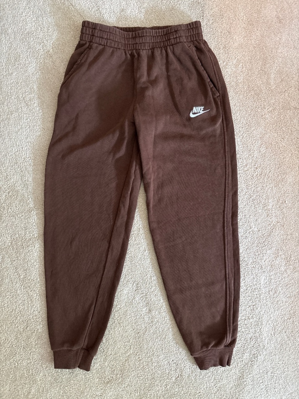 Nike sweatpants girls size large